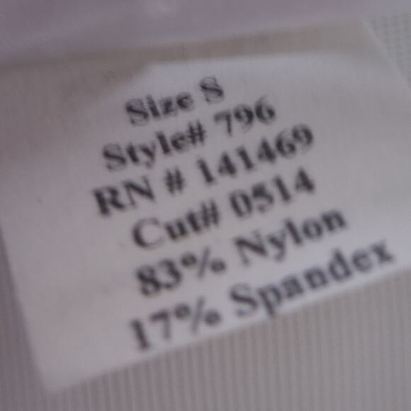 Wear Ease Compression Vest Small White, Post-Surgical Bra, Zip Closure - Picture 9 of 10